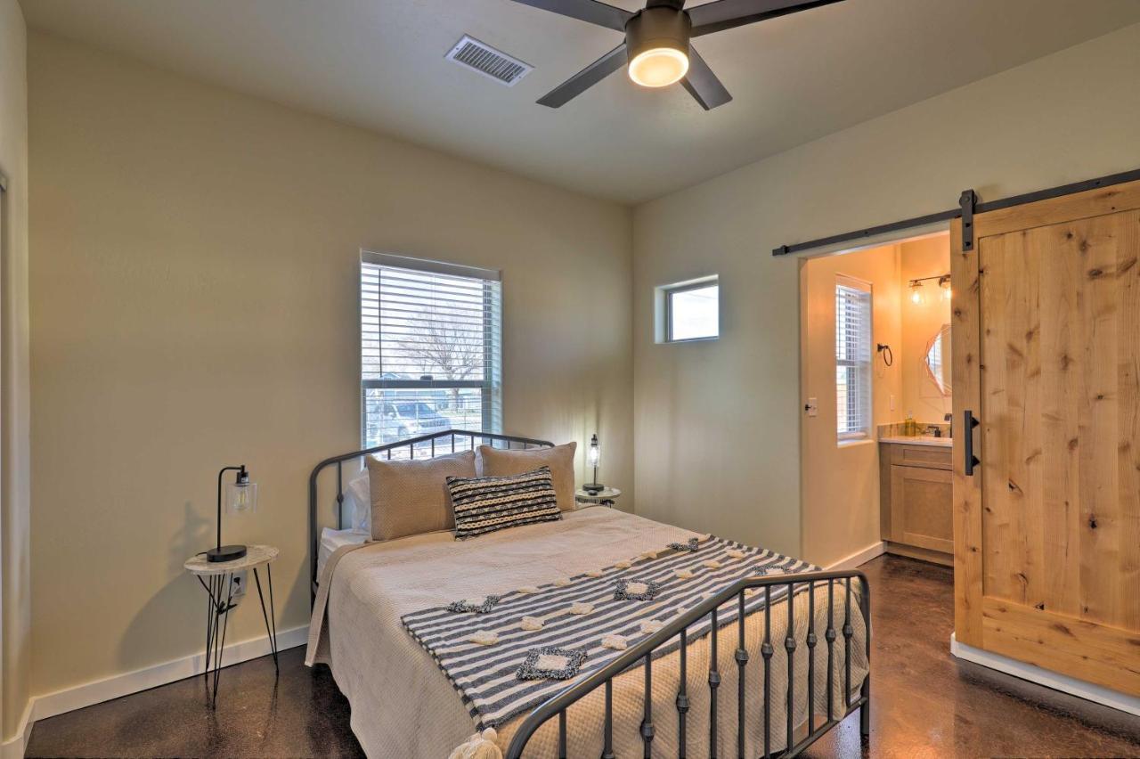Modern Retreat 3 Blocks To Dtwn Williams And Rte 66 Βίλα Εξωτερικό φωτογραφία